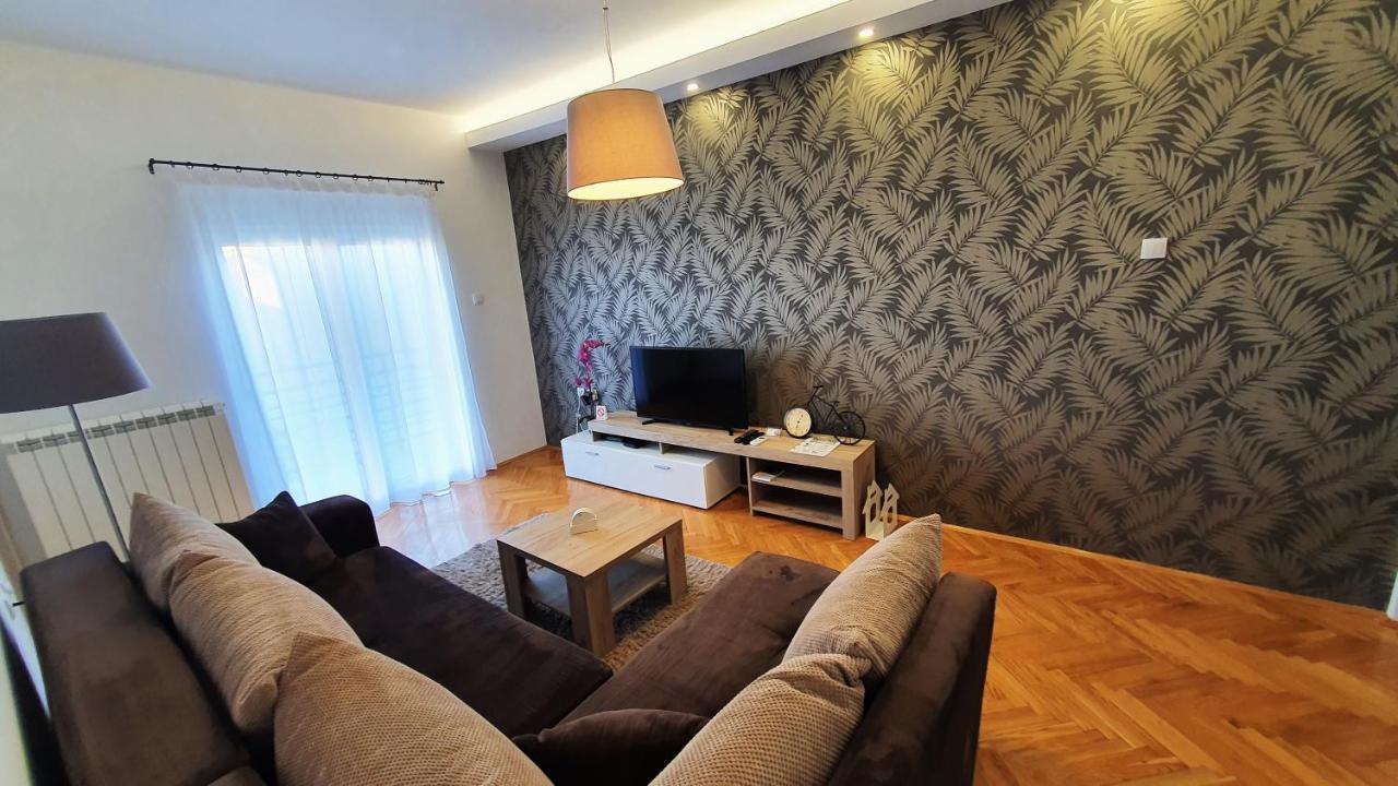 Apartments Spring Cacak Luaran gambar