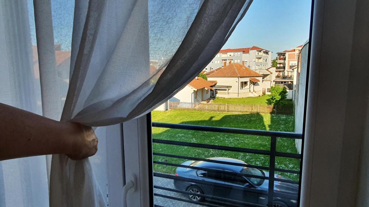 Apartments Spring Cacak Luaran gambar