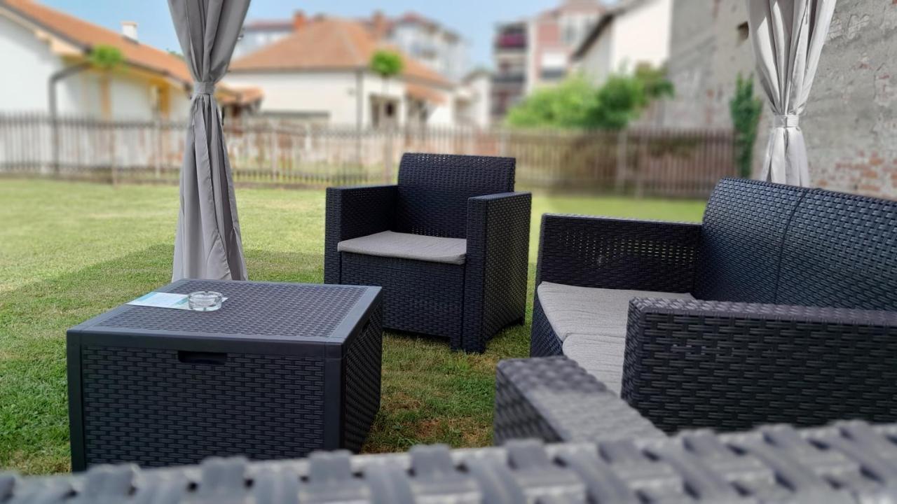 Apartments Spring Cacak Luaran gambar